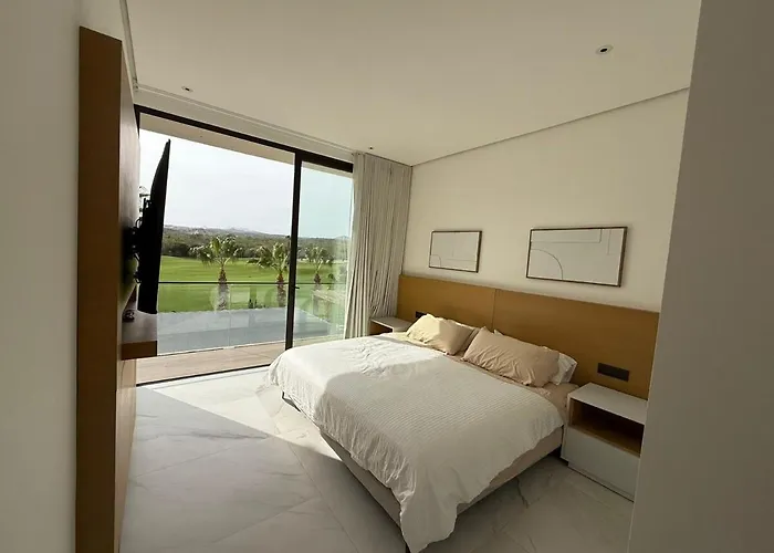 Apartment Golf Course & Ocean View With 3 Bd 4ba Cora