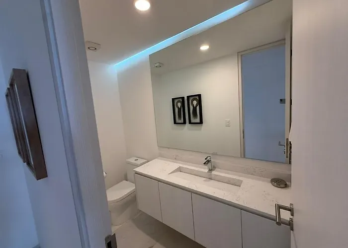 Golf Course & Ocean View With 3 Bd 4ba Cora Apartment